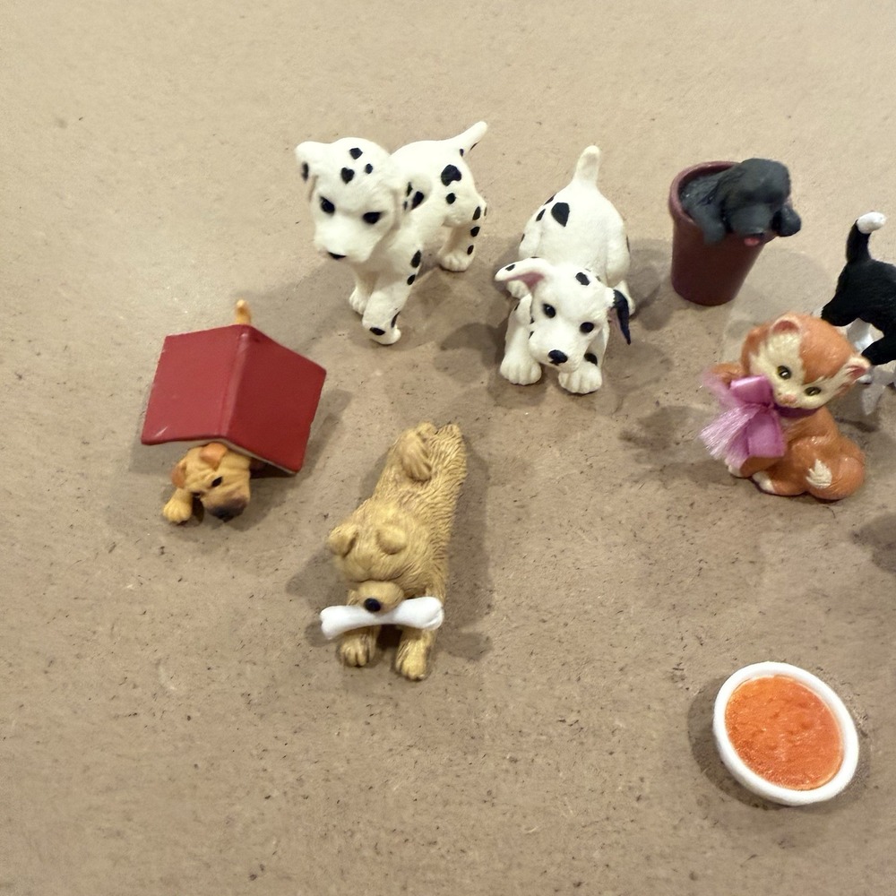 Lot of 9 Vintage 90s MEG Puppy In My Pocket Figures‎ & Accessories Dogs Cats - Picture 4 of 5